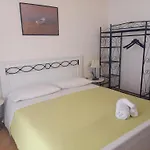 فندق مبيت وإفطار L'alloggio-not Just 4*