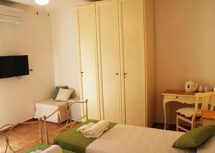 Couette-café L'alloggio-not Just 3*